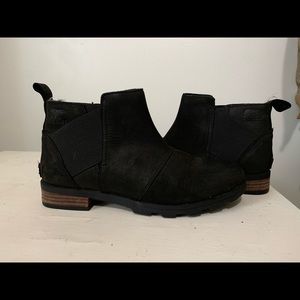 Sorel Chelsea Boot (size 8)
